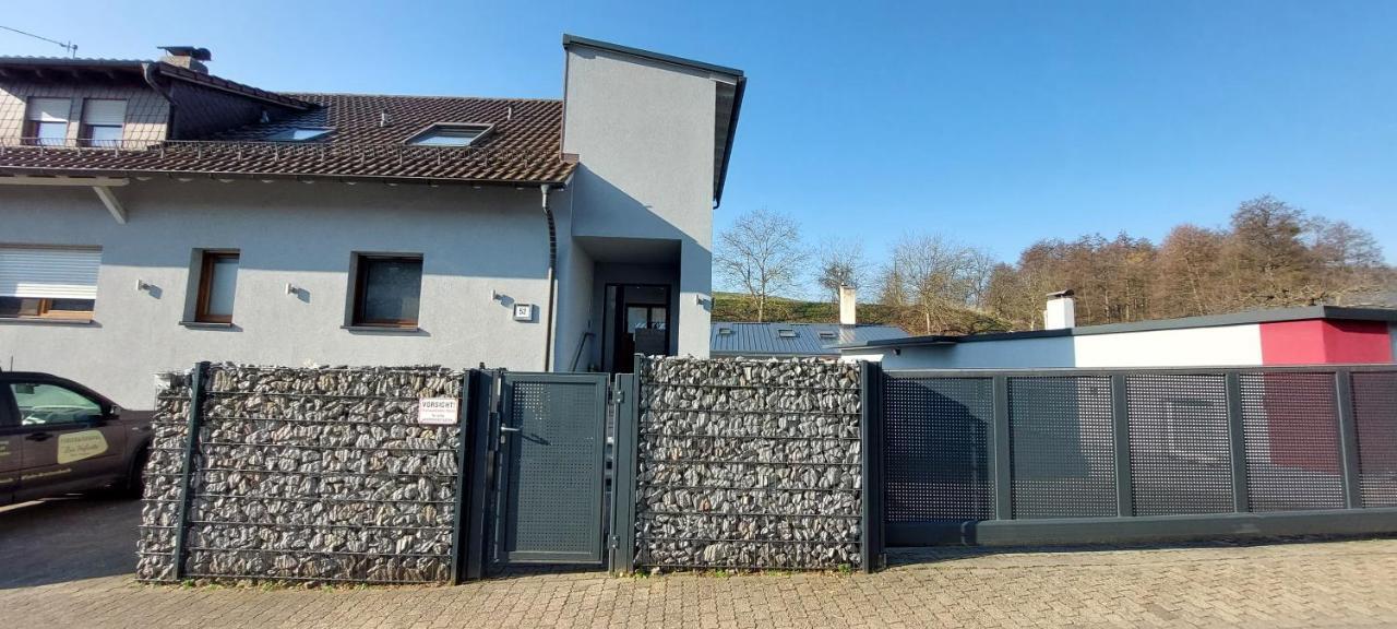 Grosse Tolle 4 Zimmer Ferienwohnung Im Herzen Des Odenwaldes Moerlenbach Exterior photo