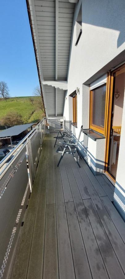 Grosse Tolle 4 Zimmer Ferienwohnung Im Herzen Des Odenwaldes Moerlenbach Exterior photo